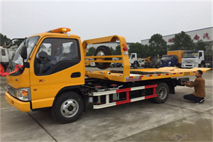 商丘哪里有拖车服务