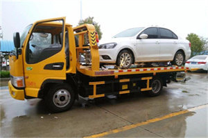 商丘附近拖车救援24小时服务热线